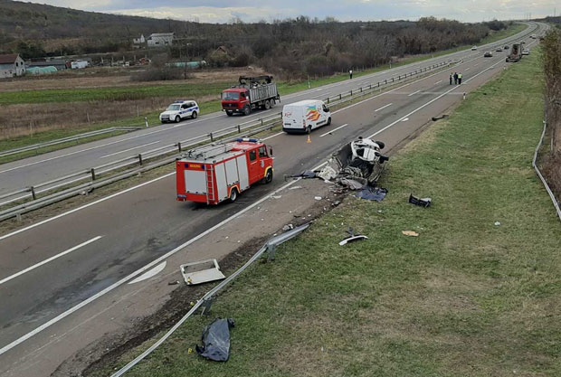Возач камиона који је убио тројицу радника браниће се са слободе